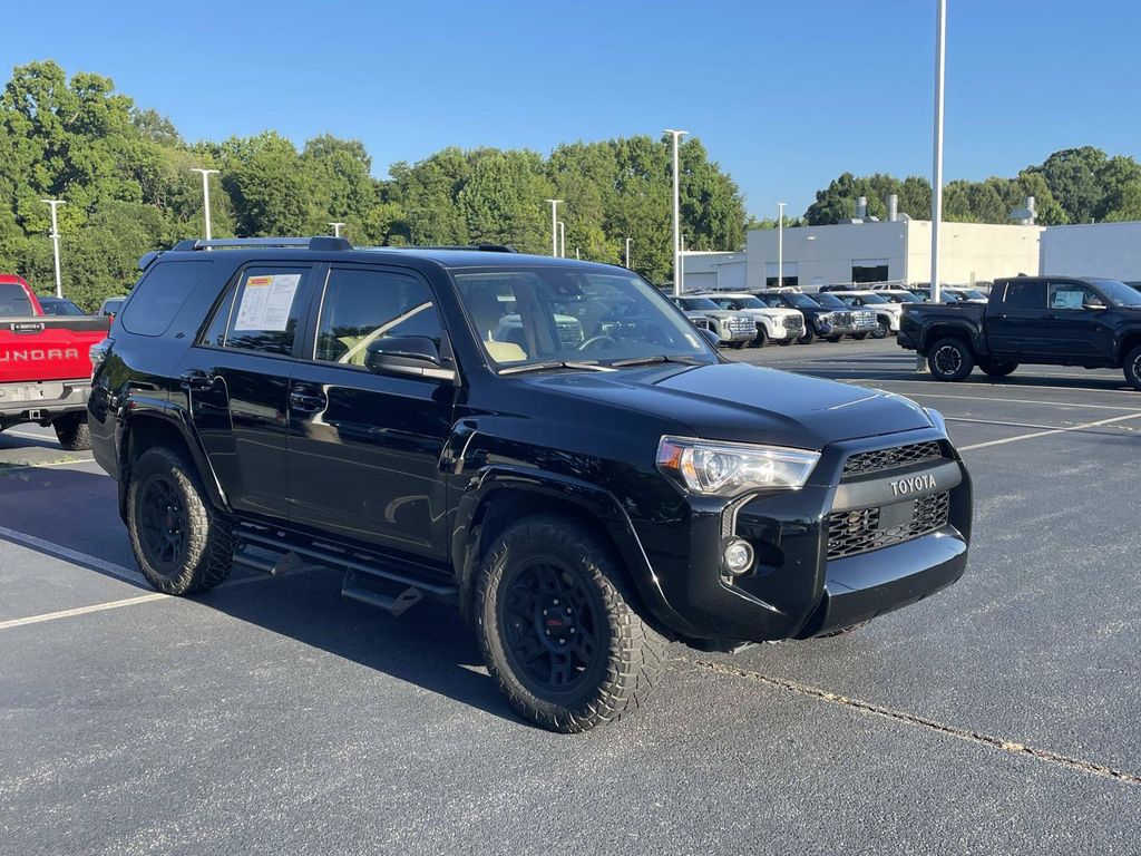 Used 2022 Black Toyota SR5 image 13