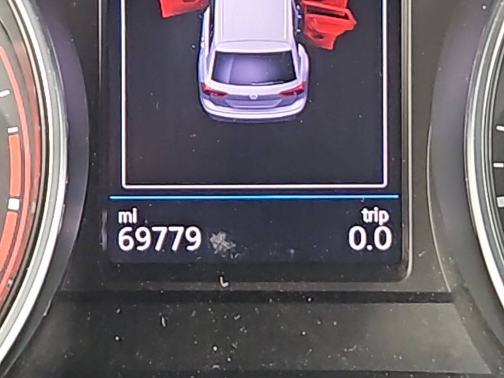 Thumbnail: 2019 Volkswagen Tiguan - 31