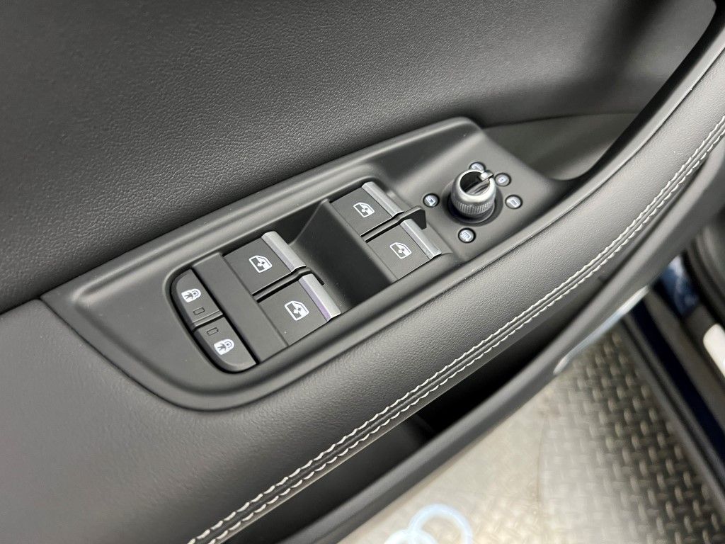 Thumbnail: 2025 Audi Q7 - 29