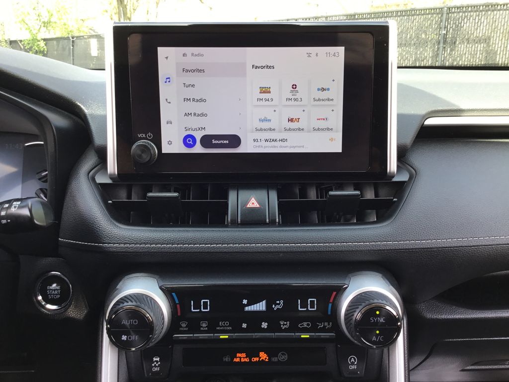 Thumbnail: 2024 Toyota RAV4 - 21