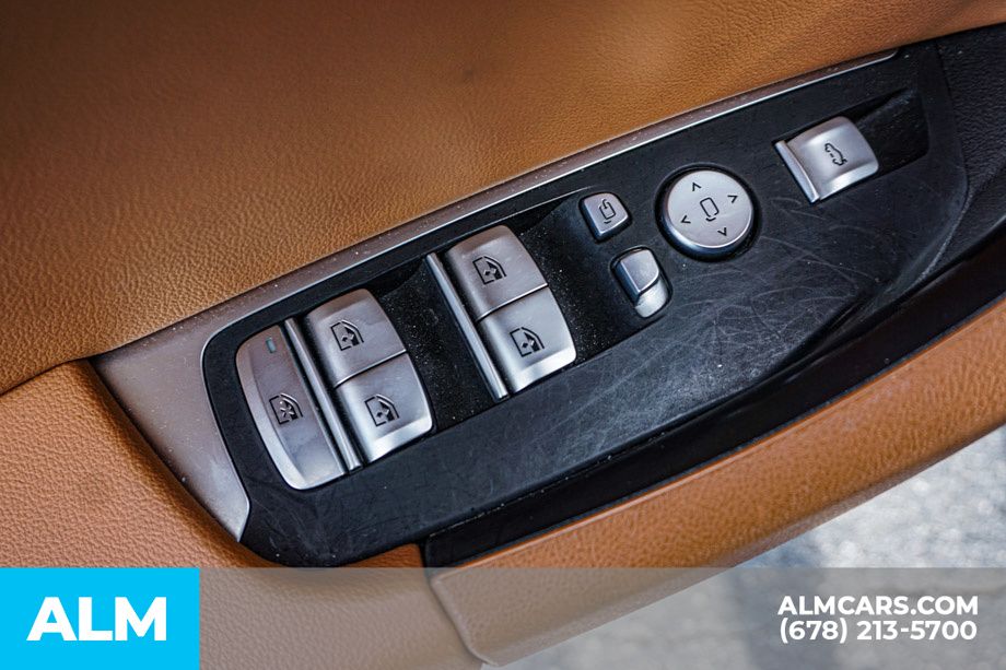 Used 2022 White BMW xDrive30i image 50