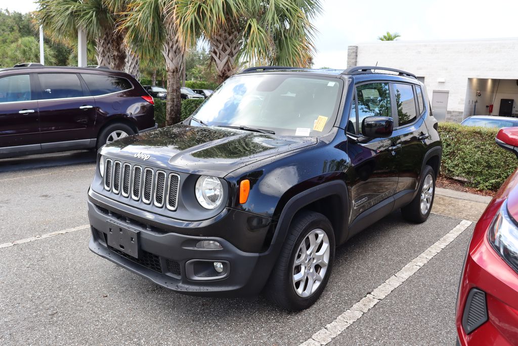 2015 Jeep Renegade Latitude Hero Image