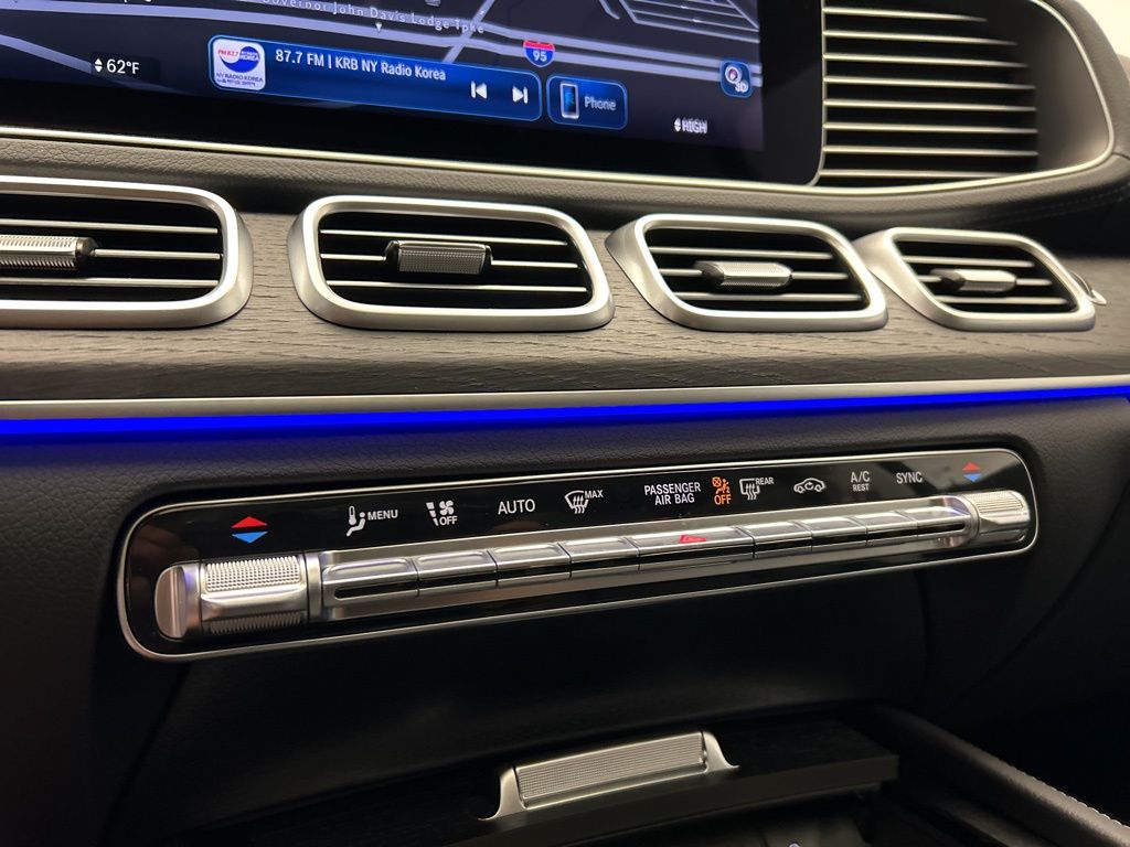 Thumbnail: 2026 Mercedes-Benz GLS - 18