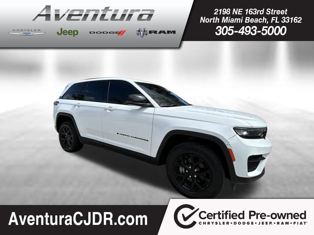 Bright White Clearcoat 2024 Jeep Grand Cherokee SUV / Crossover Four-Wheel Drive 8-Speed Automatic