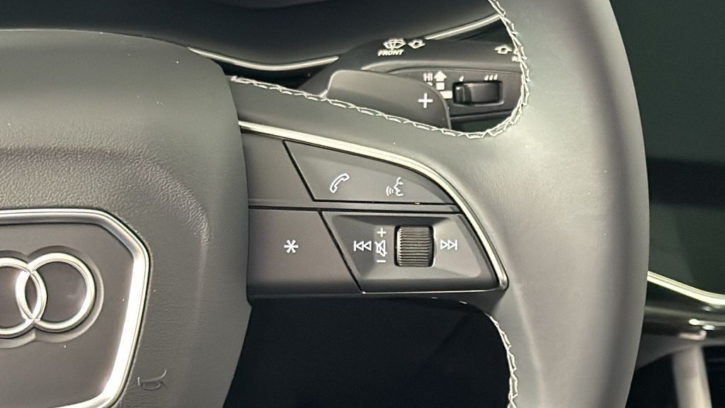 Thumbnail: 2025 Audi Q7 - 17