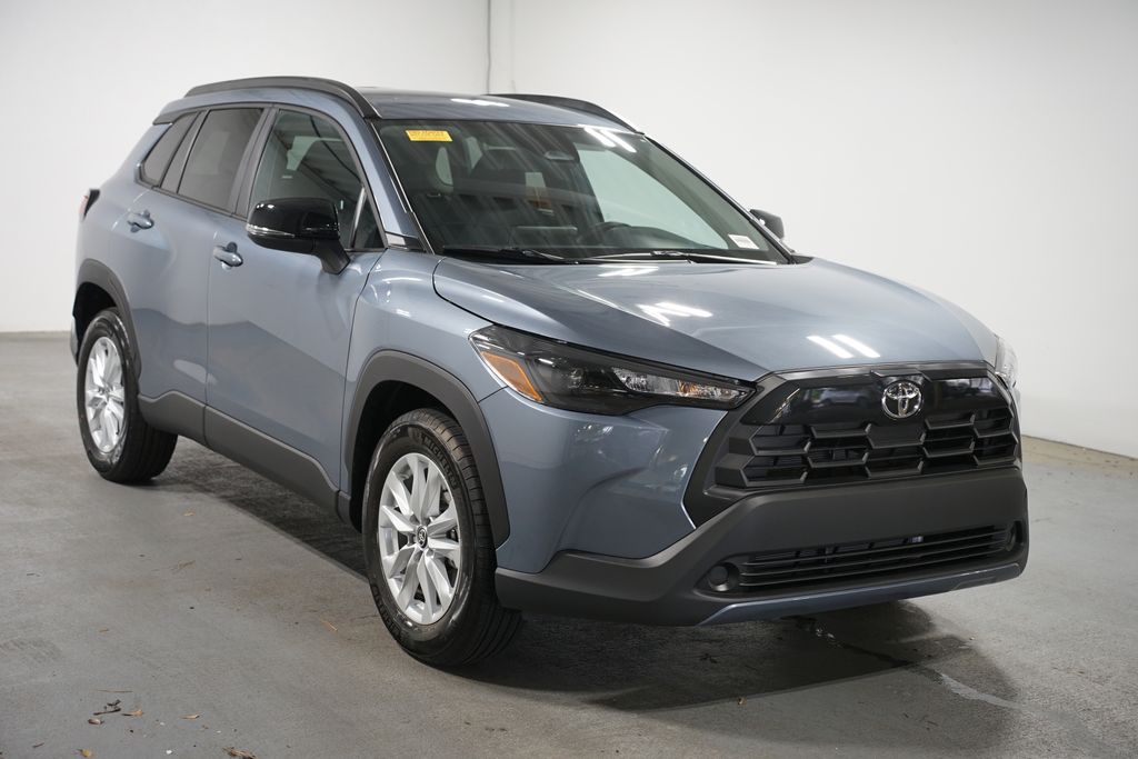 Thumbnail: 2026 Toyota Corolla Cross - 3