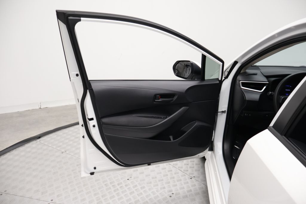 Thumbnail: 2023 Toyota Corolla - 16