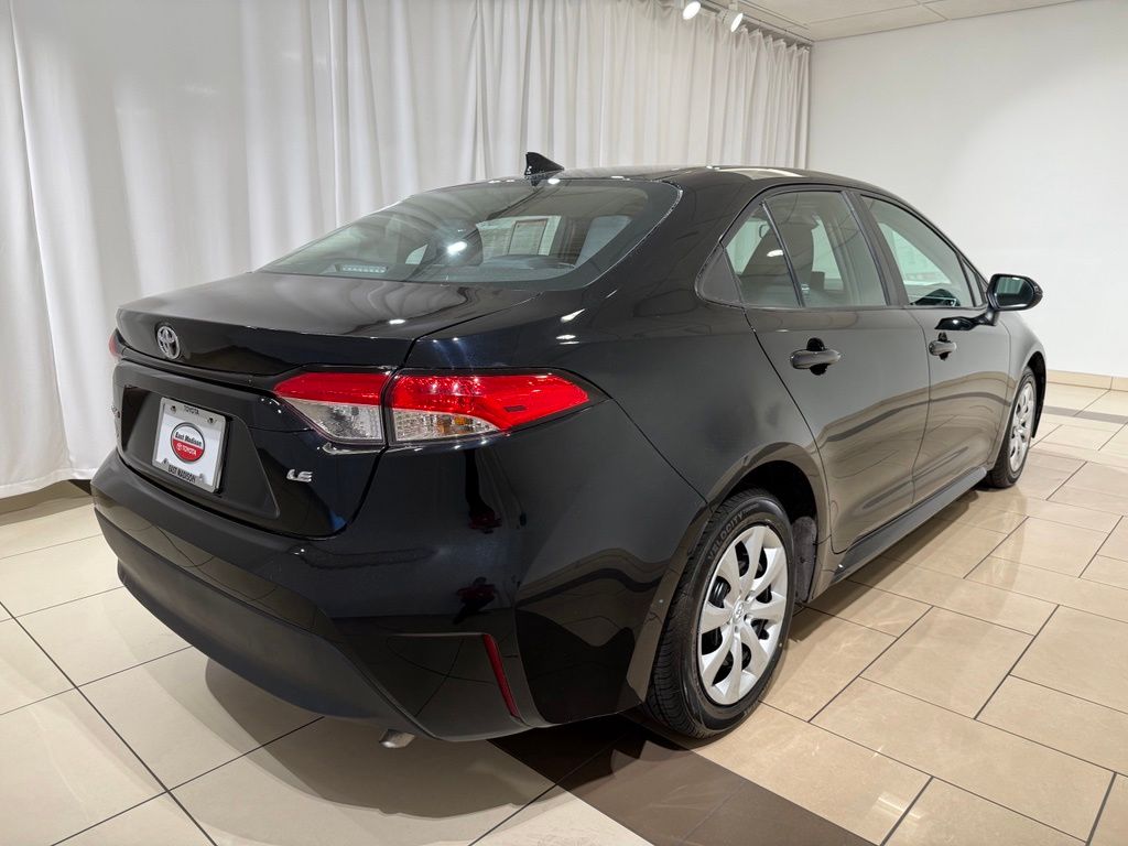Thumbnail: 2024 Toyota Corolla - 5