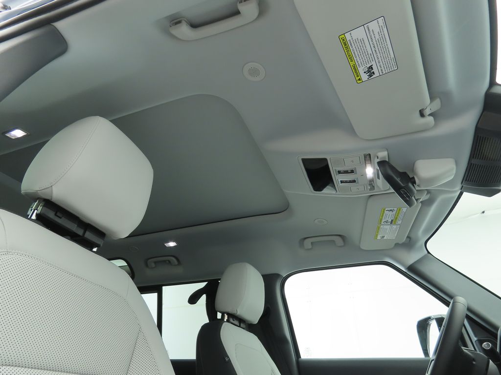 Thumbnail: 2026 Land Rover Defender - 18