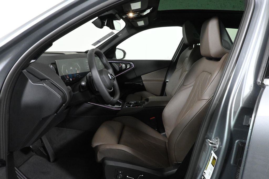 Thumbnail: 2026 BMW X3 - 3