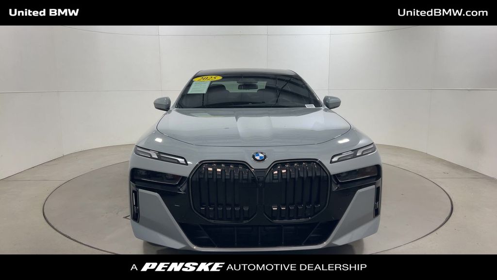 2025 BMW 7 Series 760i xDrive 3