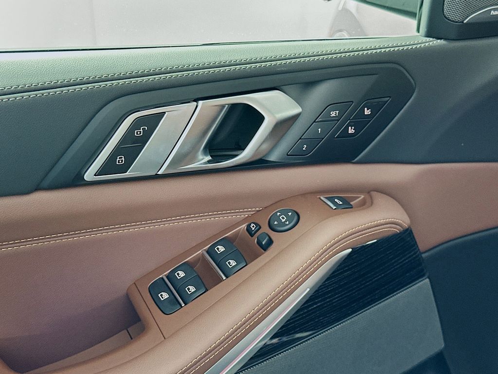 Thumbnail: 2026 BMW X5 - 20