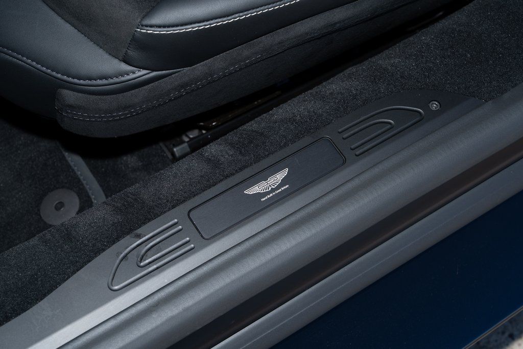 2026 Aston Martin Vantage Base - Photo 18
