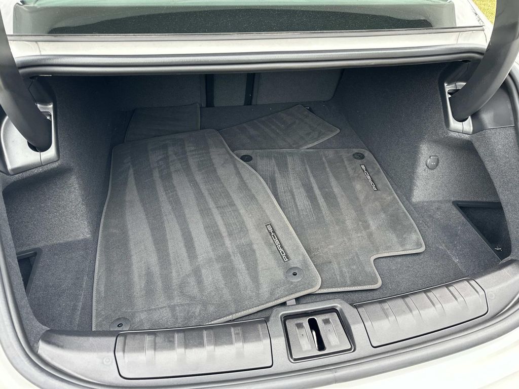 Thumbnail: 2021 Porsche Taycan - 25