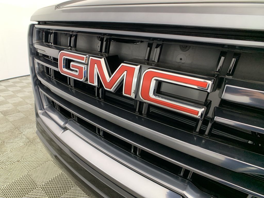 2024 GMC Yukon AT4 48