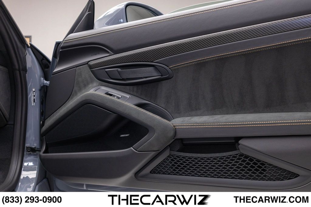 2024 Porsche 718 Spyder RS - Photo 72