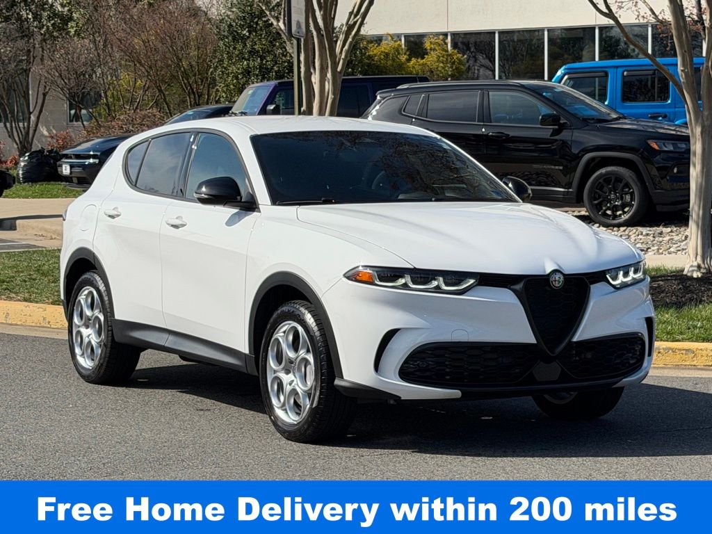 2024 Alfa Romeo Tonale Sprint eAWD