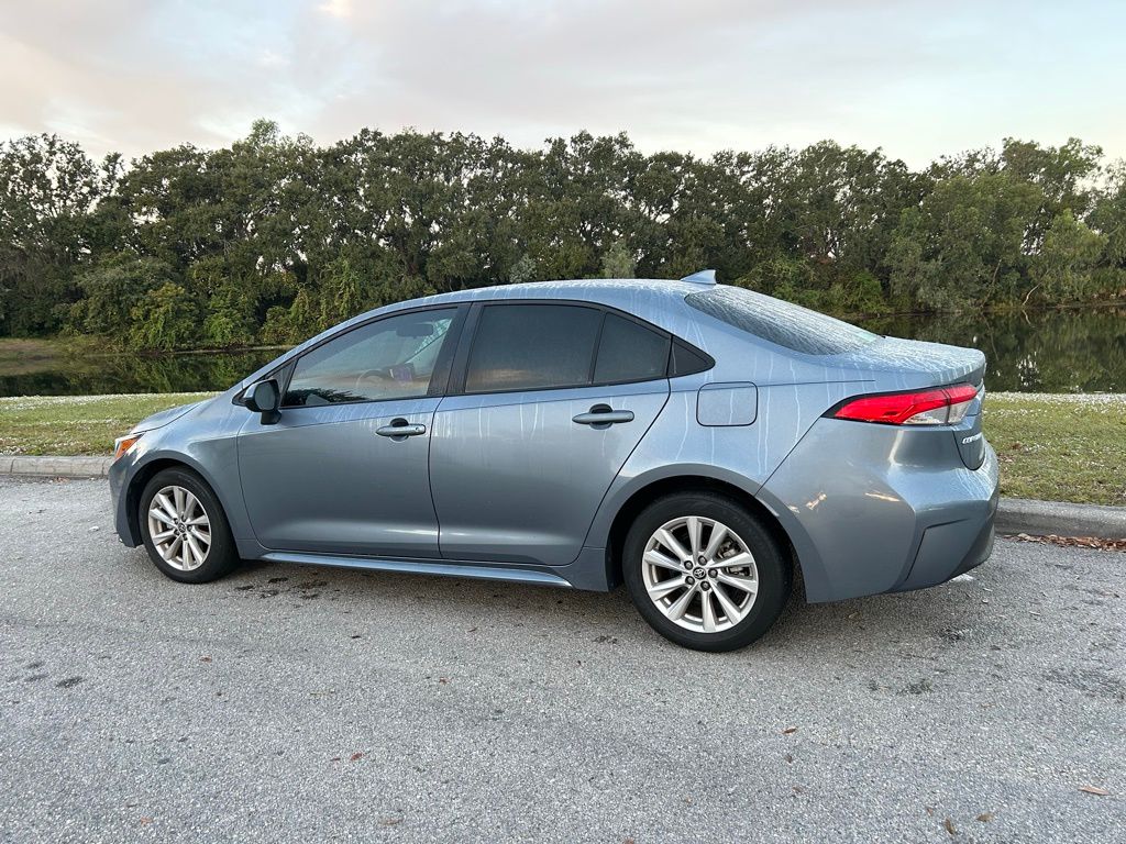 Thumbnail: 2024 Toyota Corolla - 3