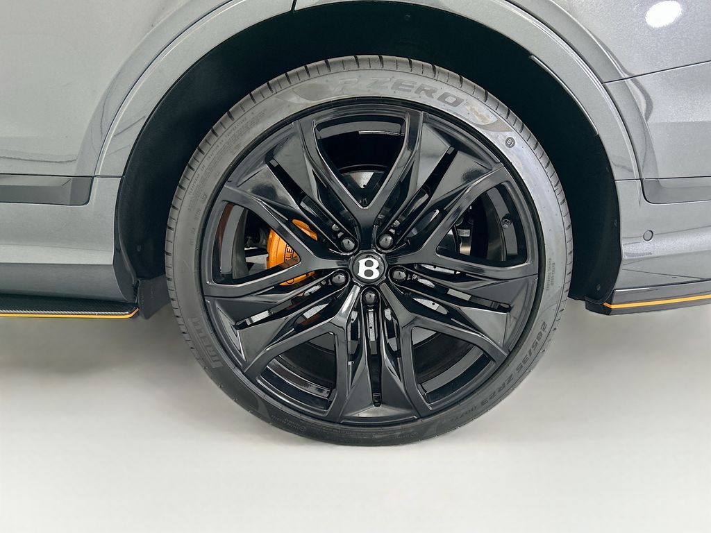 Thumbnail: 2026 Bentley Bentayga - 30