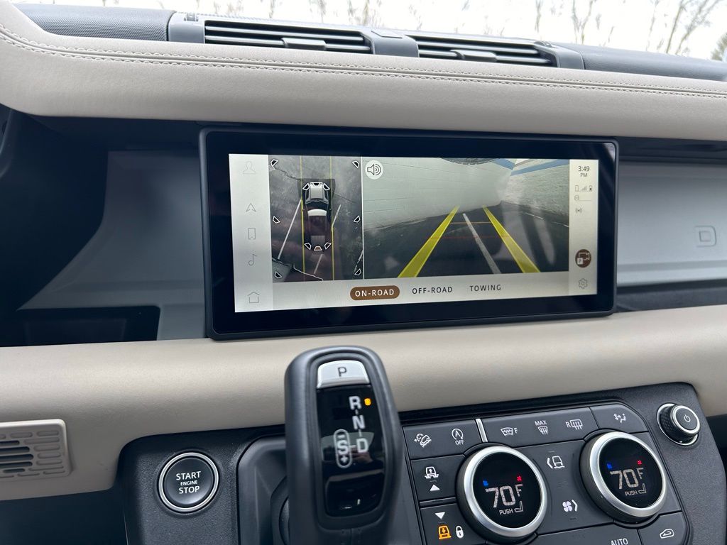 2024 Land Rover Defender 110 30