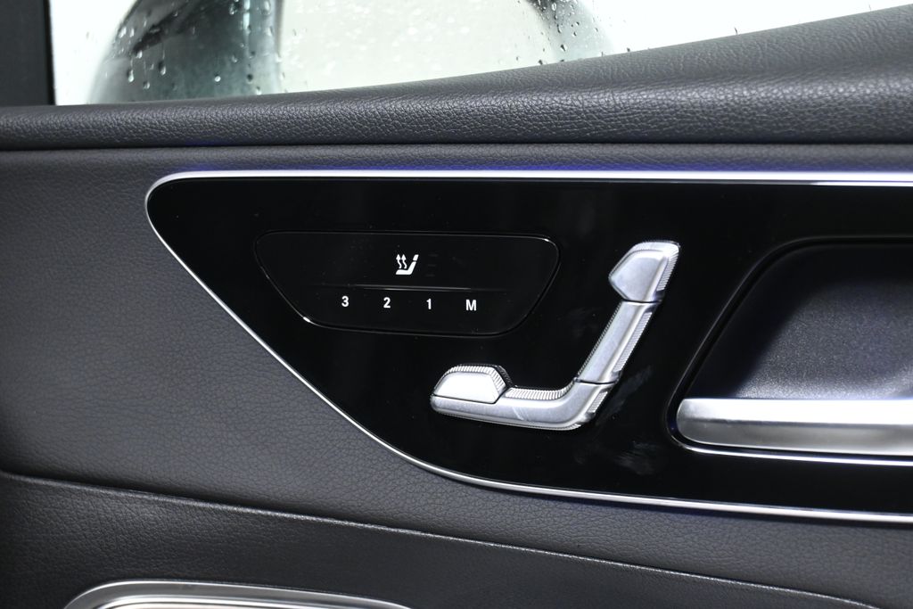 Thumbnail: 2026 Mercedes-Benz GLC - 22