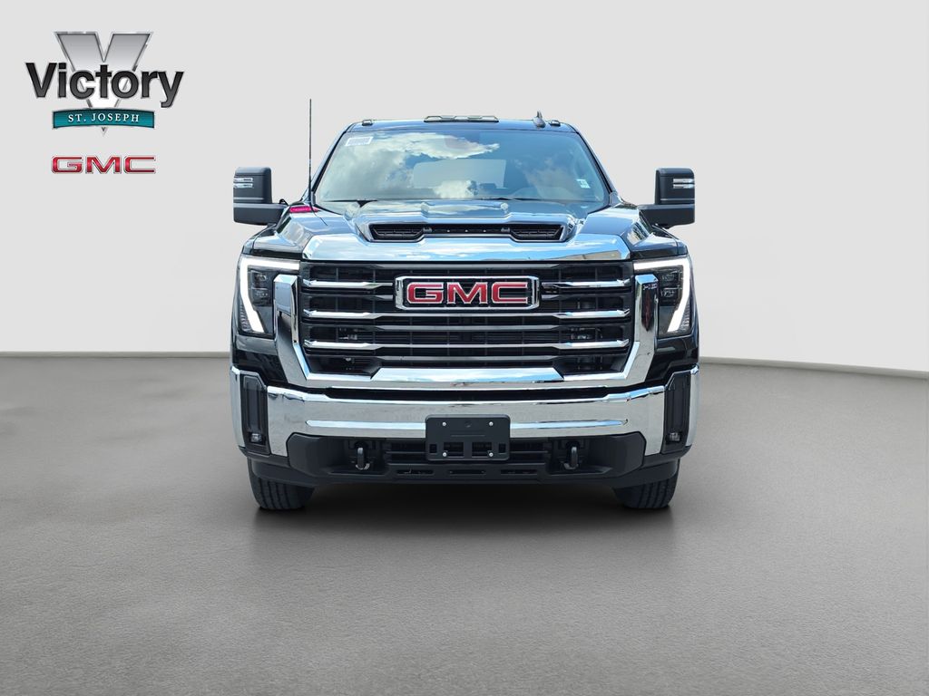 New 2026 Black GMC SLE image 2