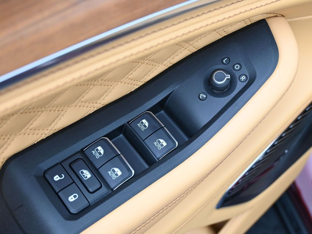 New 2025 Velvet Red Pearlcoat Jeep Summit Reserve image 19
