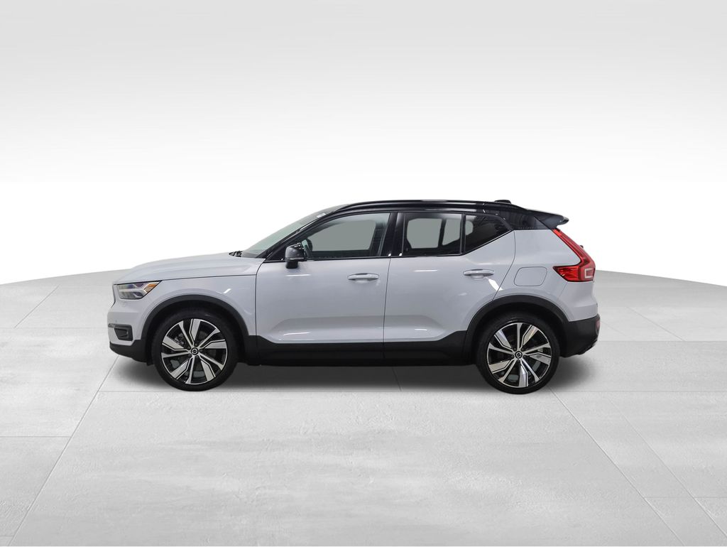 2021 Volvo XC40 Recharge Core 2