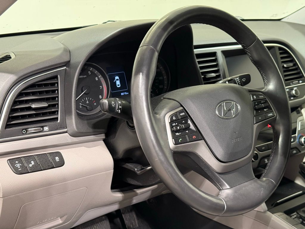 2018 Hyundai Elantra Value Edition 16