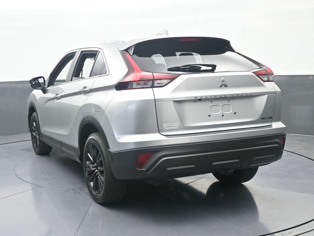 New 2026 Silver Mitsubishi LE image 9