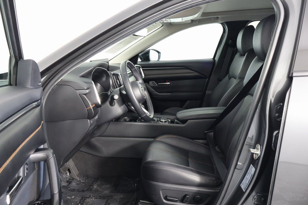 Thumbnail: 2025 Mazda CX-50 - 11