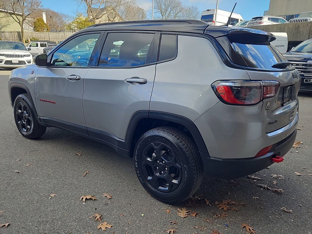 2023 Jeep Compass Trailhawk photo