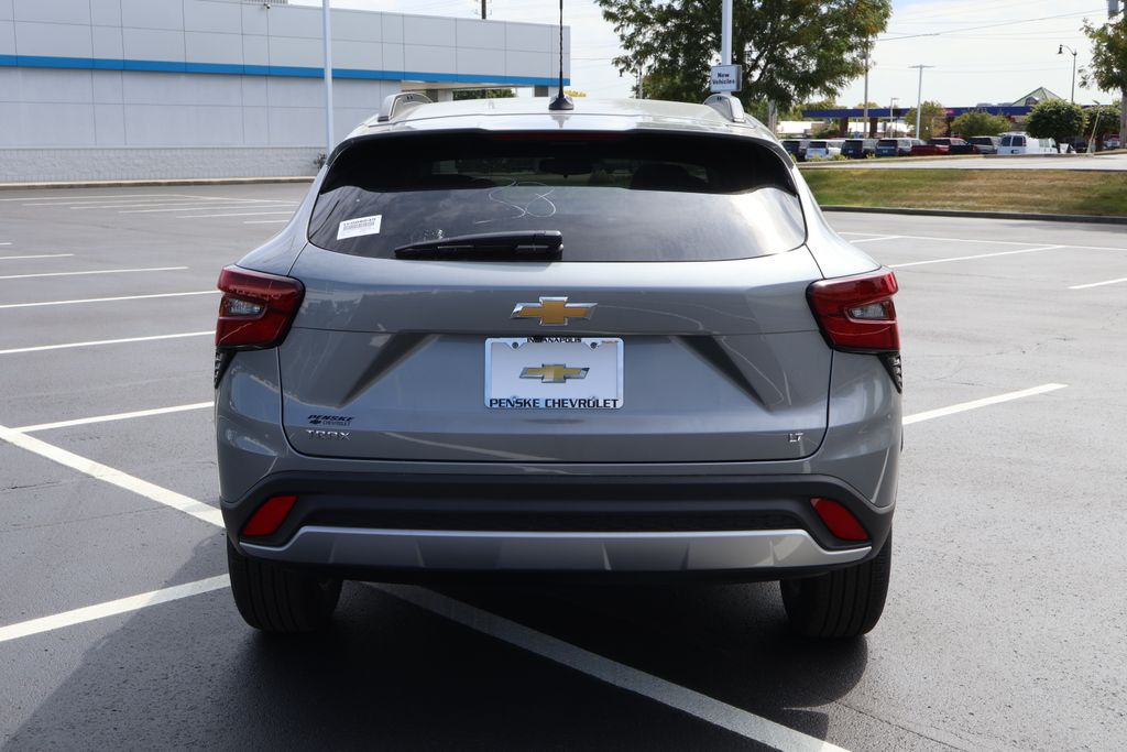 Thumbnail: 2026 Chevrolet Trax - 6
