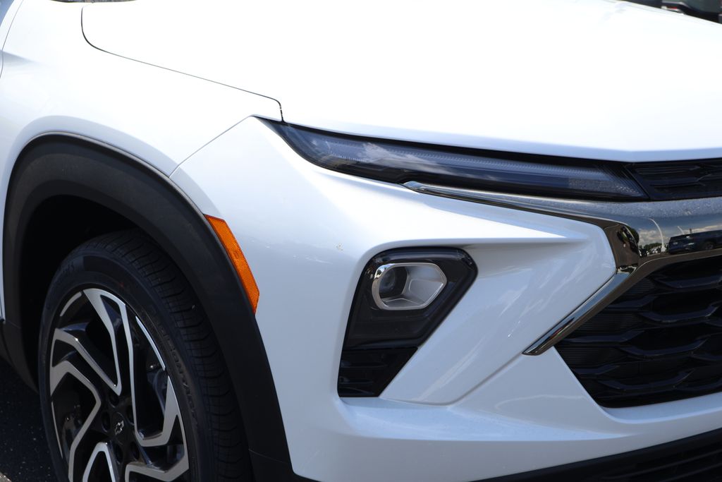 Thumbnail: 2026 Chevrolet TrailBlazer - 3