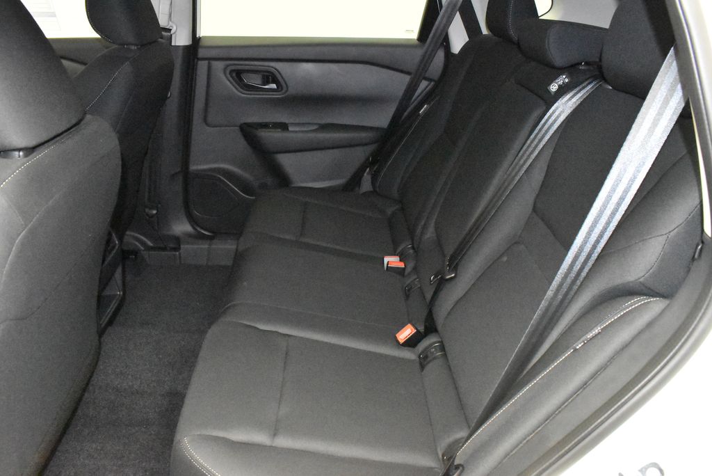 Thumbnail: 2026 Nissan Rogue - 31