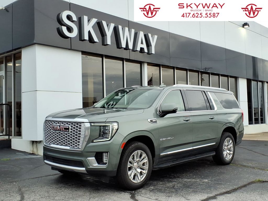 Frosted Pine Metallic 2023 GMC Yukon XL SUV / Crossover Four-Wheel Drive Automatic