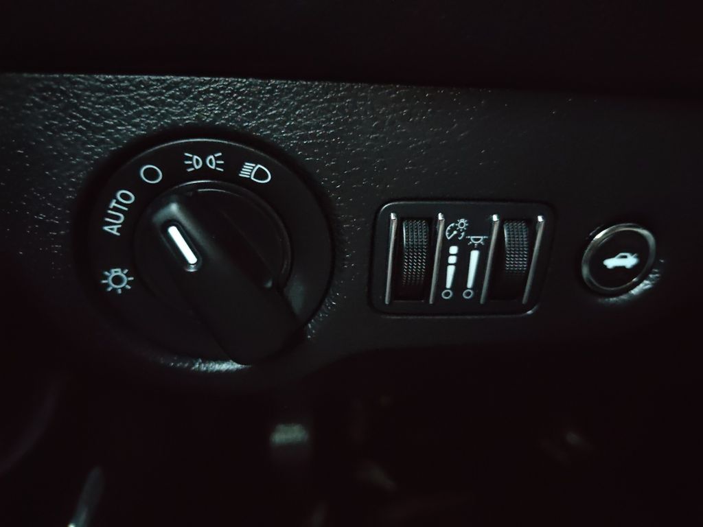 Used Car 2023 Dodge Challenger  Sxt For Sale Under $25,000 In Austin, Texas