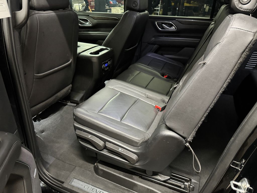 2022 Chevrolet Suburban LT