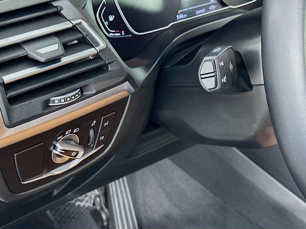 Thumbnail: 2022 BMW X3 - 10