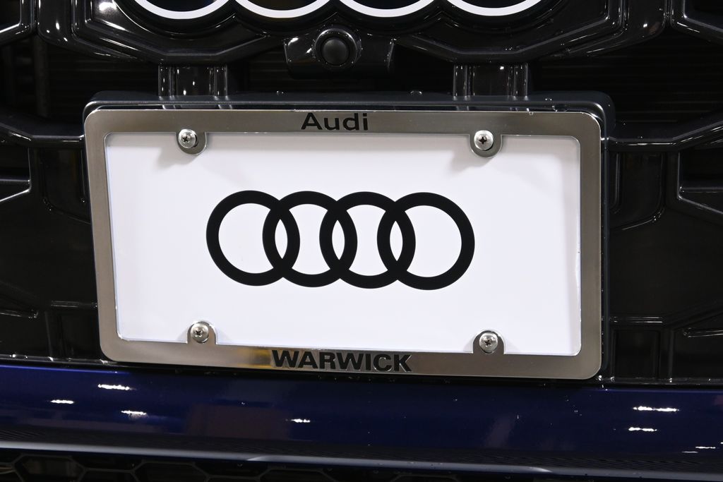 Thumbnail: 2026 Audi Q3 - 14