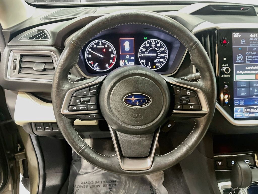Used 2024 Autumn Green Metallic Subaru Limited image 11