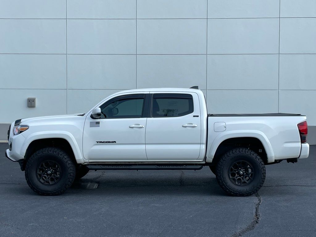 2022 Toyota Tacoma SR5 2