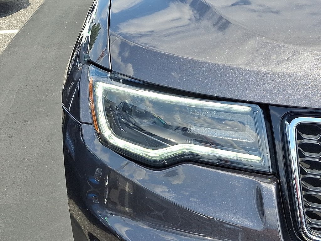 Thumbnail: 2020 Jeep Grand Cherokee - 9