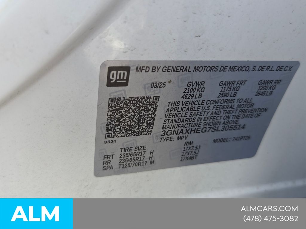 Used 2025 White Chevrolet LT image 7