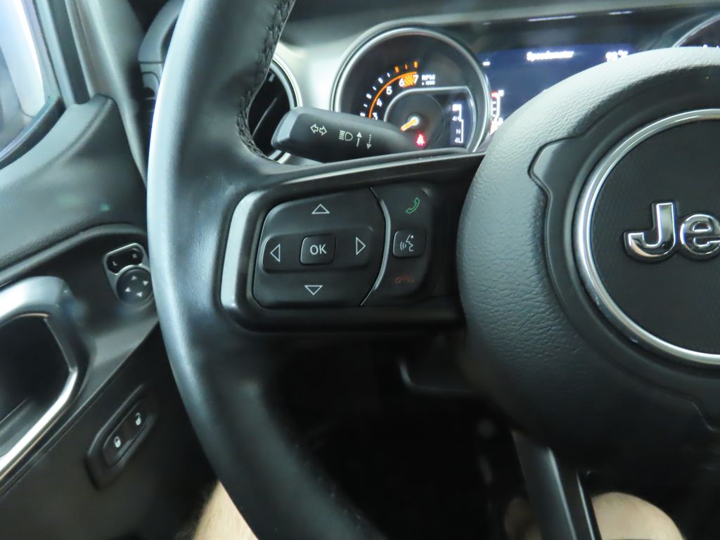 Thumbnail: 2018 Jeep Wrangler - 11