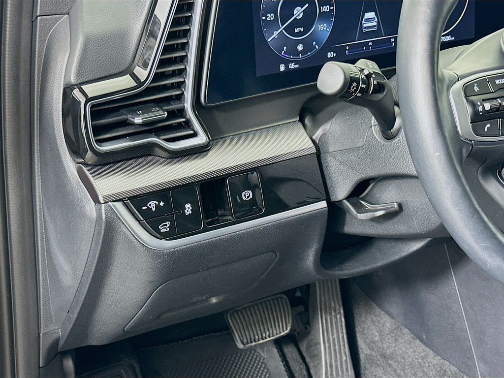 Thumbnail: 2024 Kia Sportage - 10