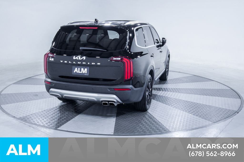 Used 2022 Black Kia SX image 9