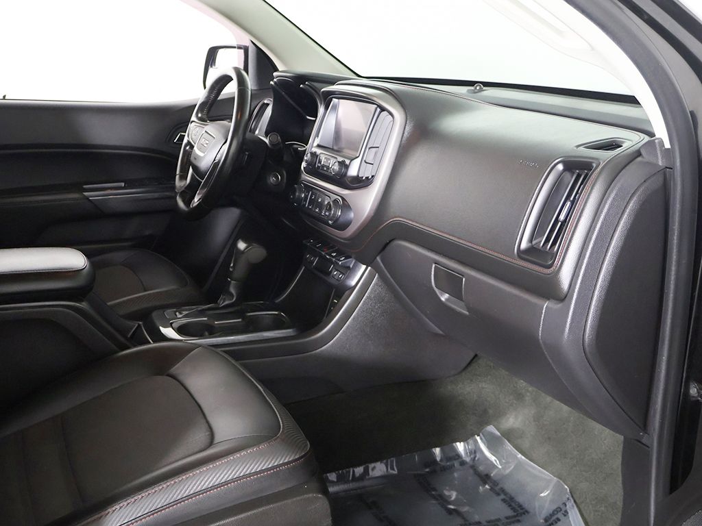 Used 2016 Black GMC SLE1 image 20
