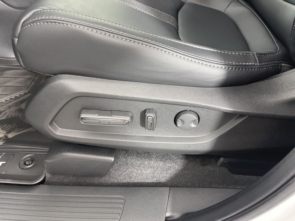 Thumbnail: 2025 Honda Pilot - 24