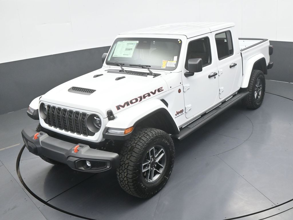 New 2026 bright white clearcoat Jeep Mojave image 43